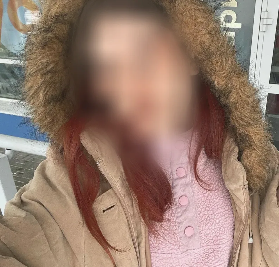 Emilia, 22
